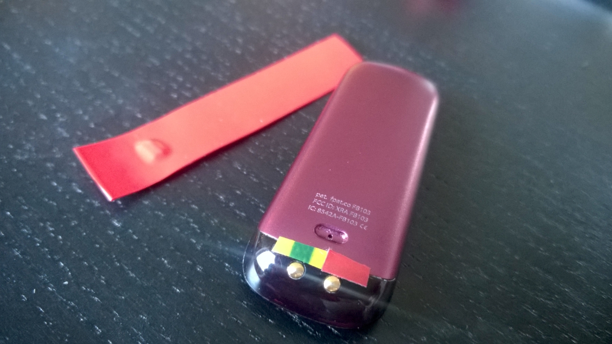 fitbit one charging
